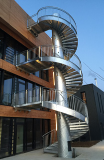 Escalier industriel hélicoïdal, réalisation steel création en Normandie
